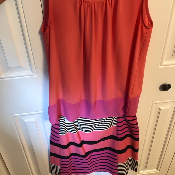 Tank top to accompany pencil skirt - Picture 2 of 2